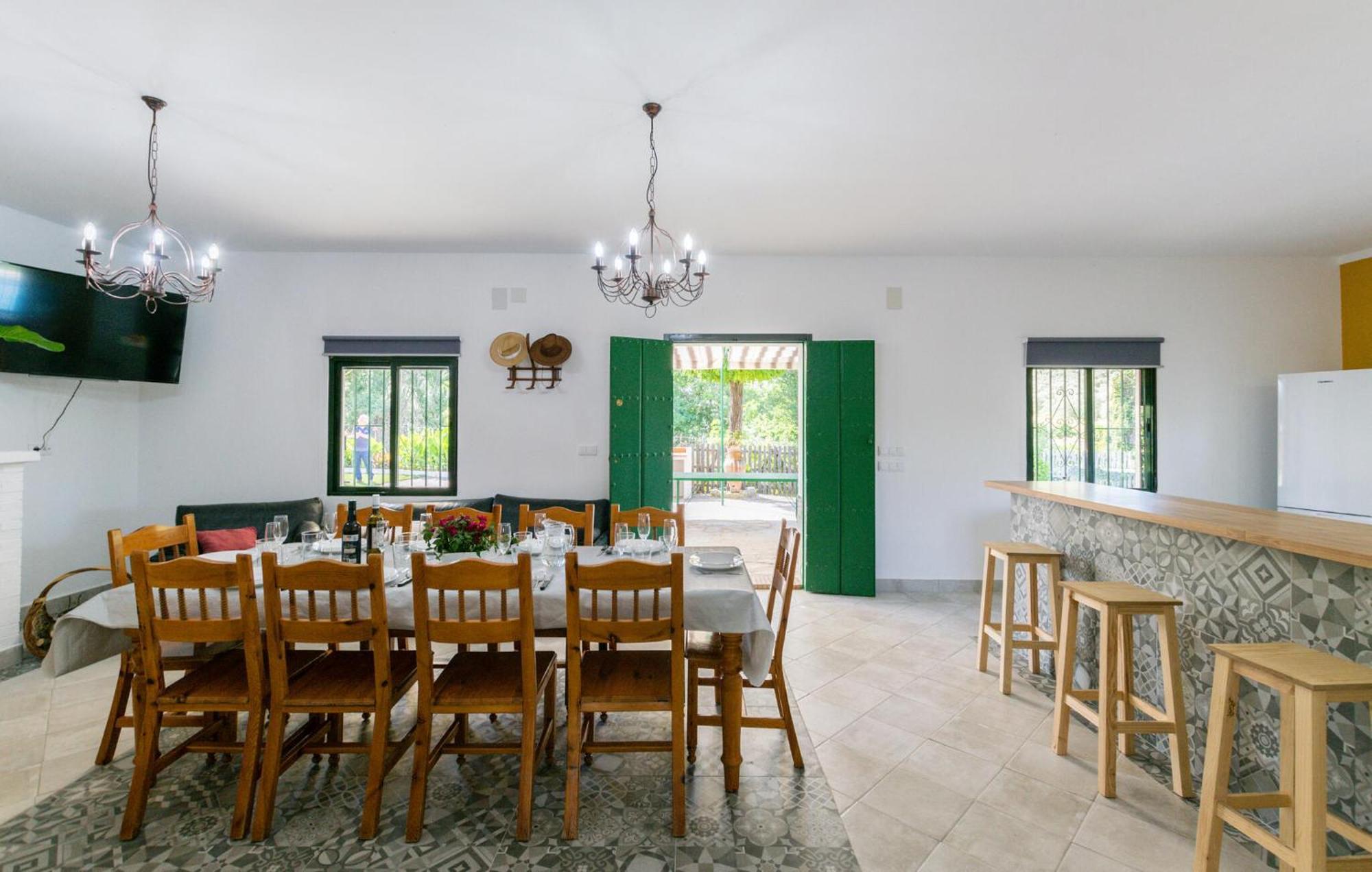 6 Bedroom Amazing Home In La Puebla De Los Infan 라 푸에블라 데 로스 인판테스 외부 사진